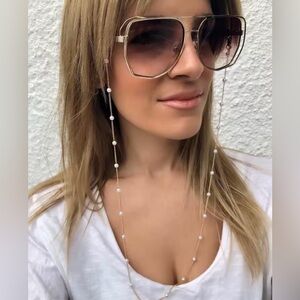 Eyeglass pearl chain Sunglasses stripe holder